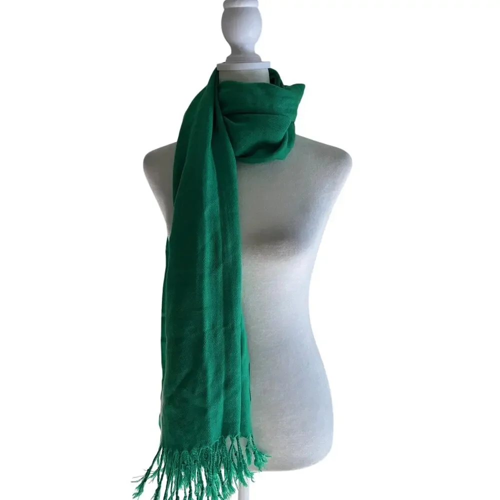 Pashmina Silk Blend Scarf Shawl Green Tassel Fringe Soft Wrap Womens OS Classic